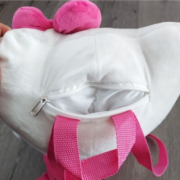 NWOT Sanrio Hello Kitty Plush Adjustable Backpack 14" - Picture 5 of 5